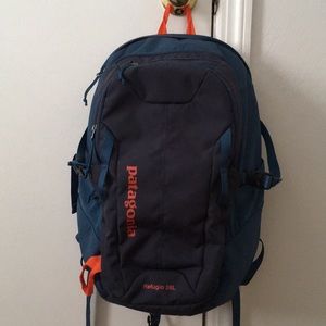 Patagonia Refugio 28l back pack